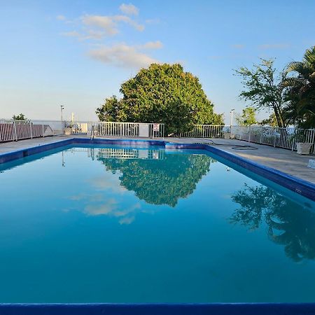 Montego Bay Club Apartments Ngoại thất bức ảnh