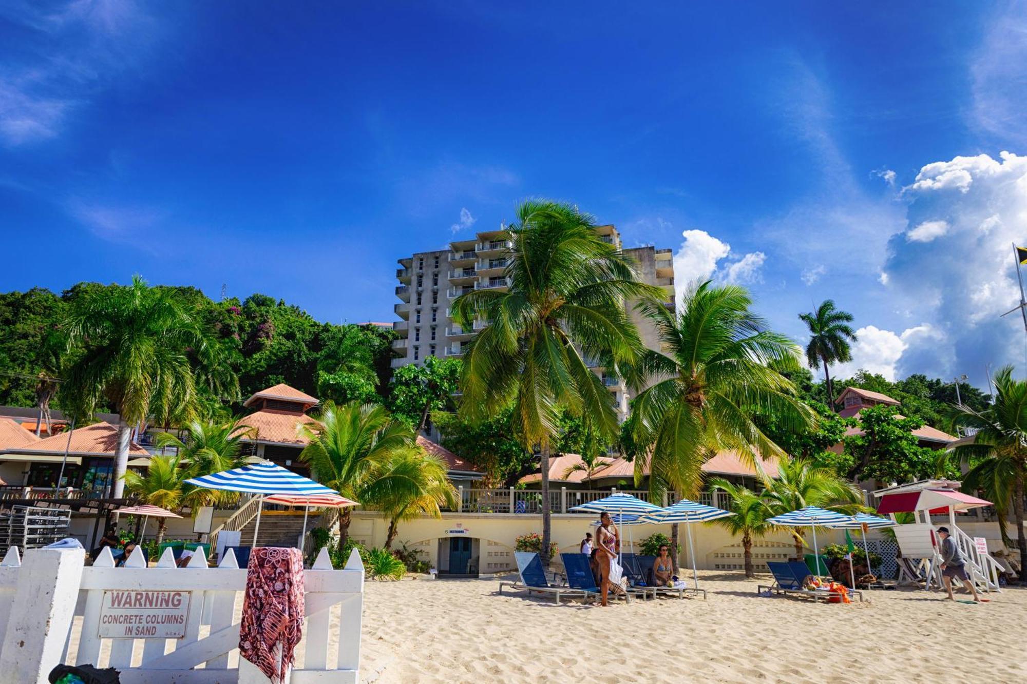 Montego Bay Club Apartments Ngoại thất bức ảnh