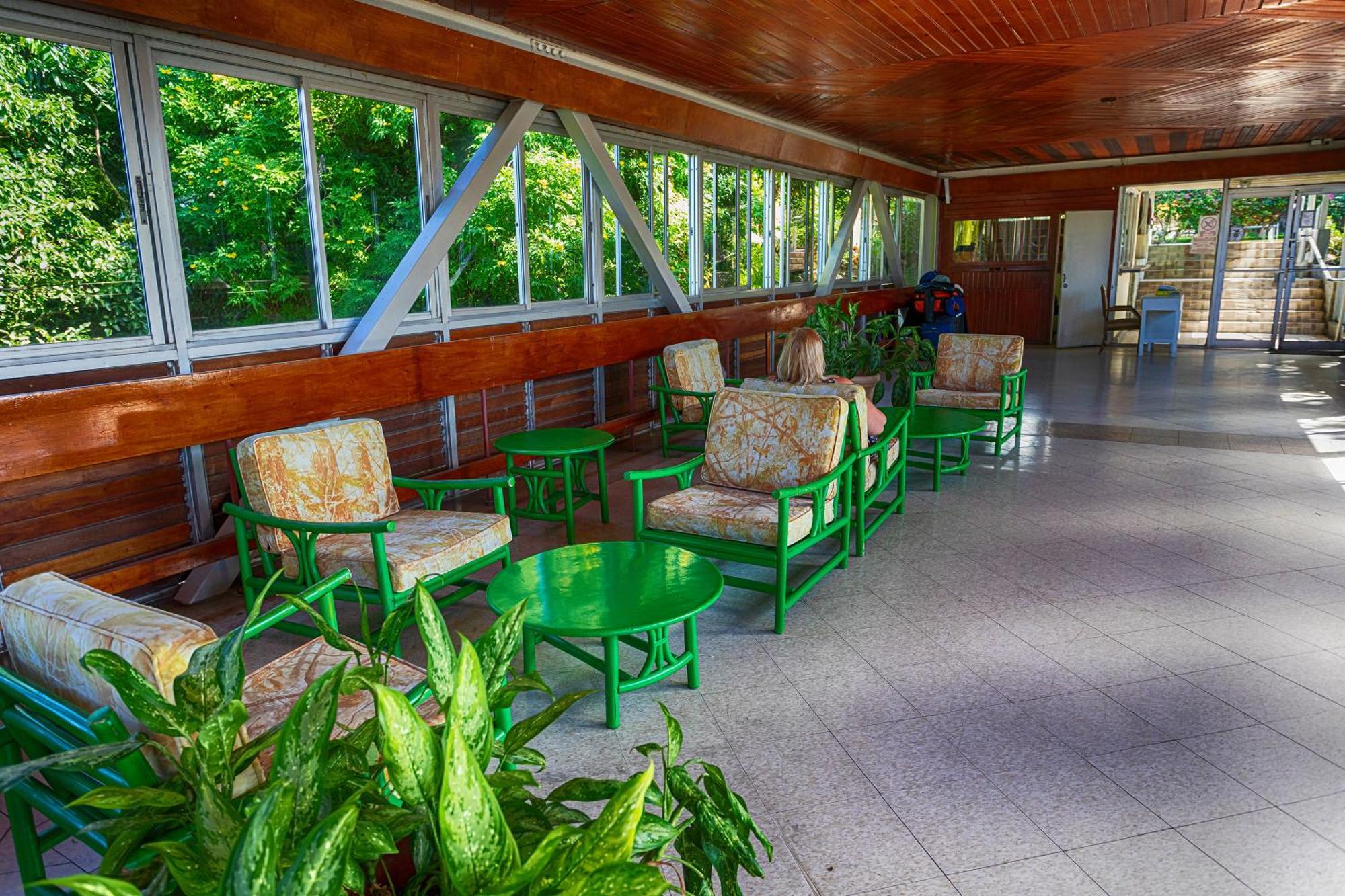 Montego Bay Club Apartments Ngoại thất bức ảnh