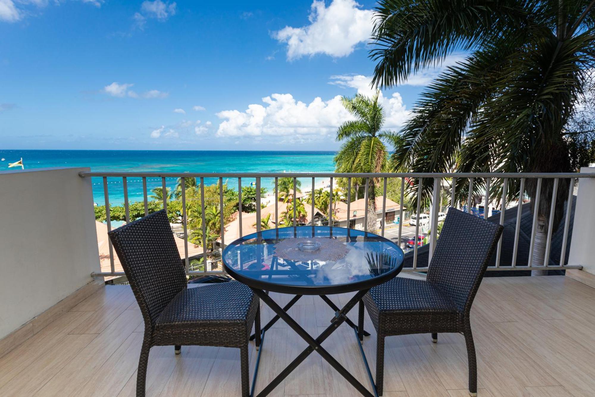 Montego Bay Club Apartments Ngoại thất bức ảnh